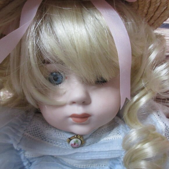 Vintage Fully Porcelain 20" Doll in dress and bonnet - Picture 3 of 9